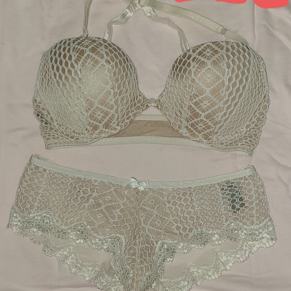 Lingerie set